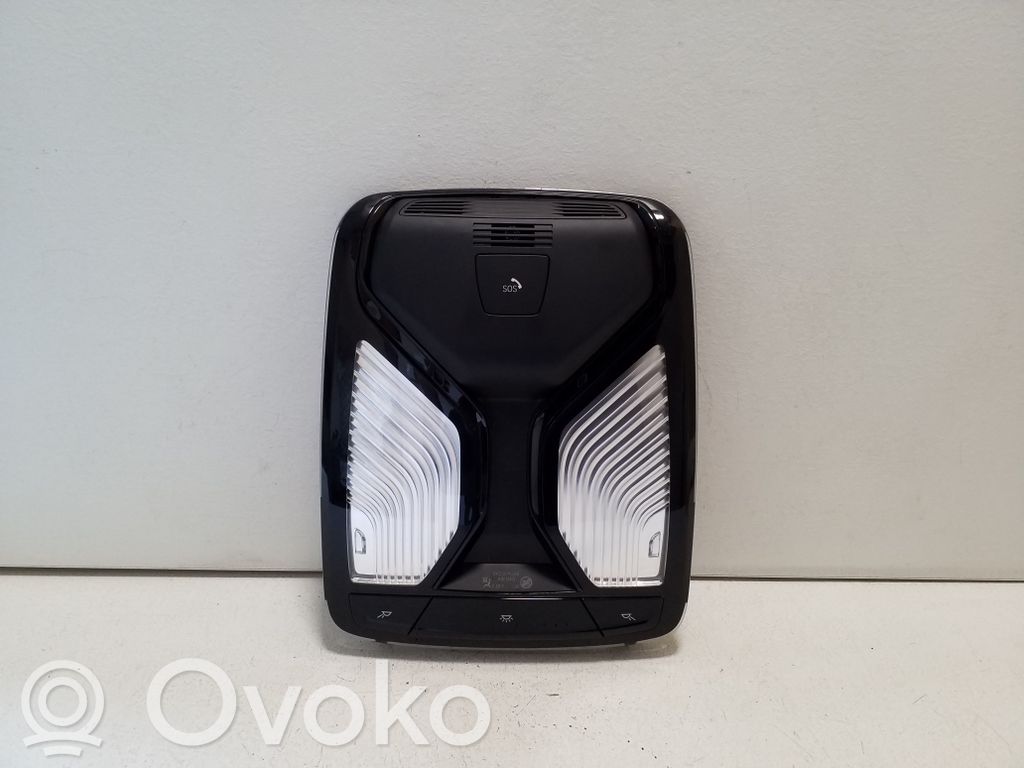 BMW i4 Front seat light 