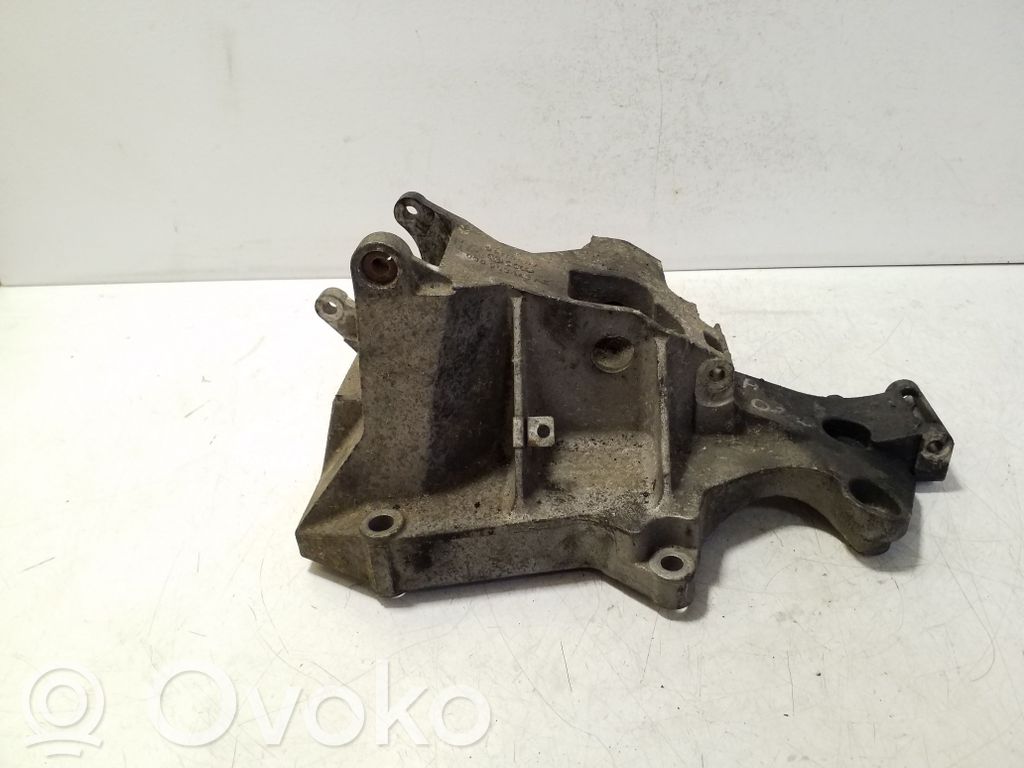 Audi A4 S4 B6 8E 8H Generator/alternator bracket 
