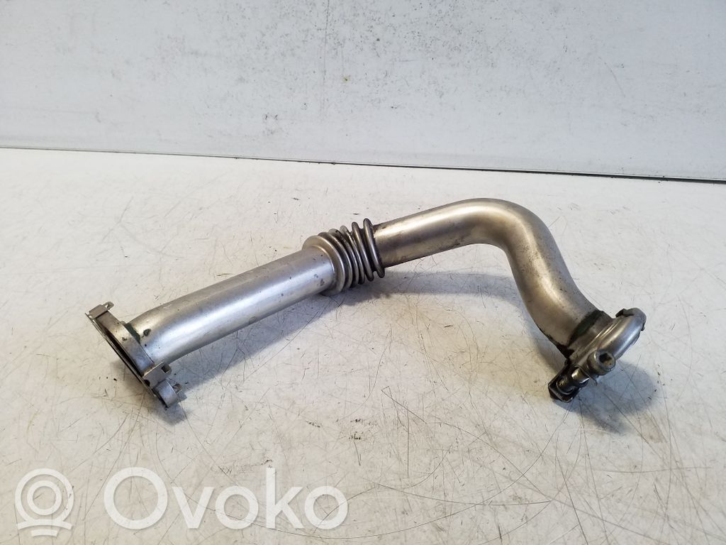 EGR-linjan letku   03L131521A