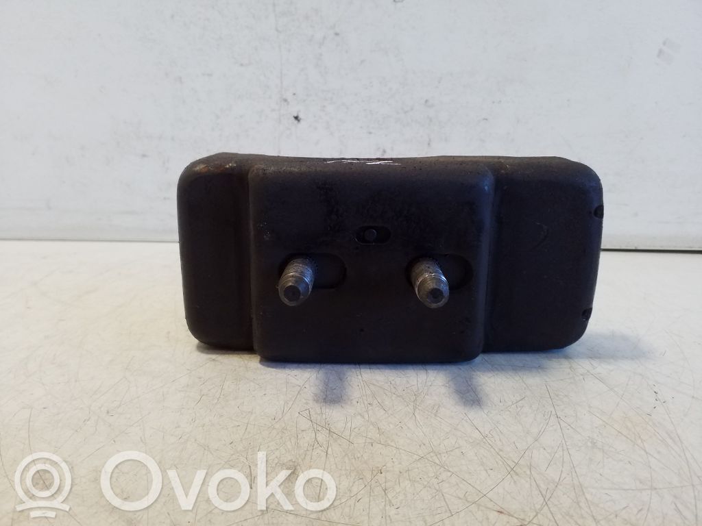 Engine mount bracket   5801283685