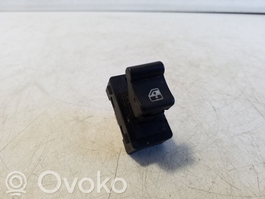 Jeep Renegade Electric window control switch 