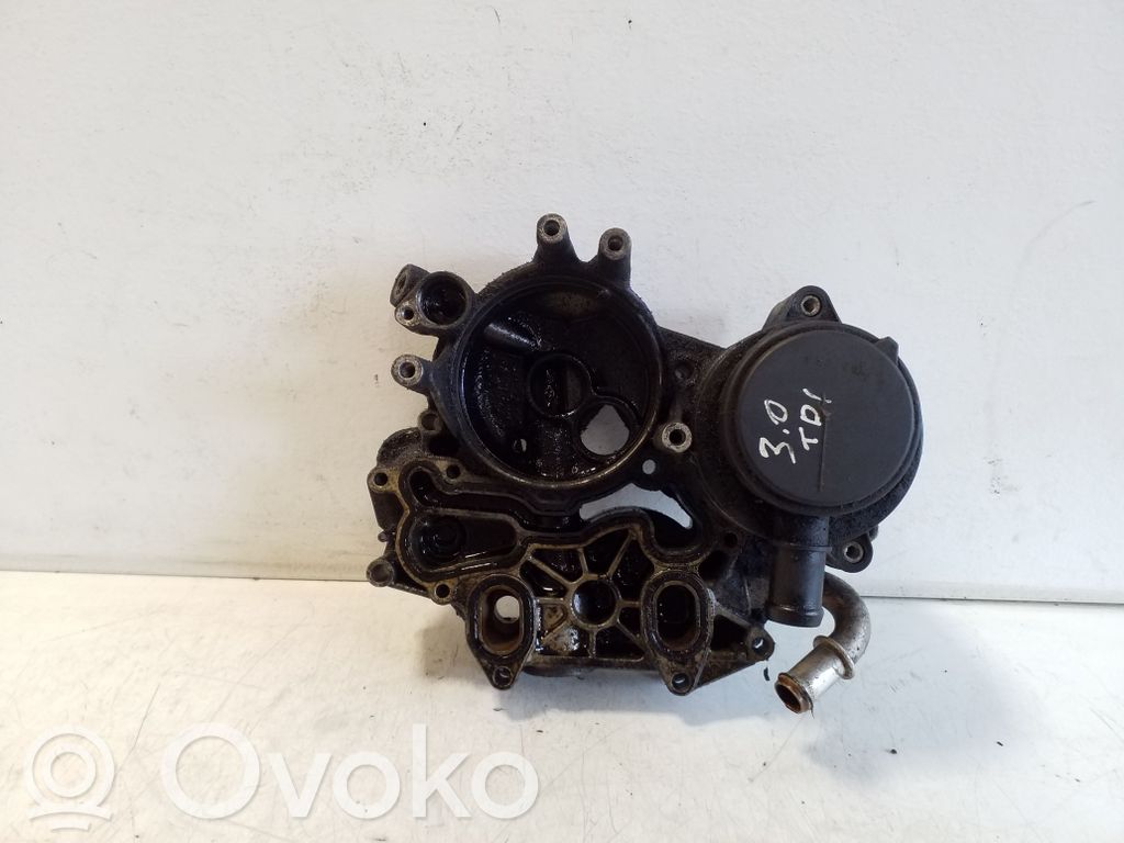 Audi A6 S6 C6 4F Oil filter mounting bracket 