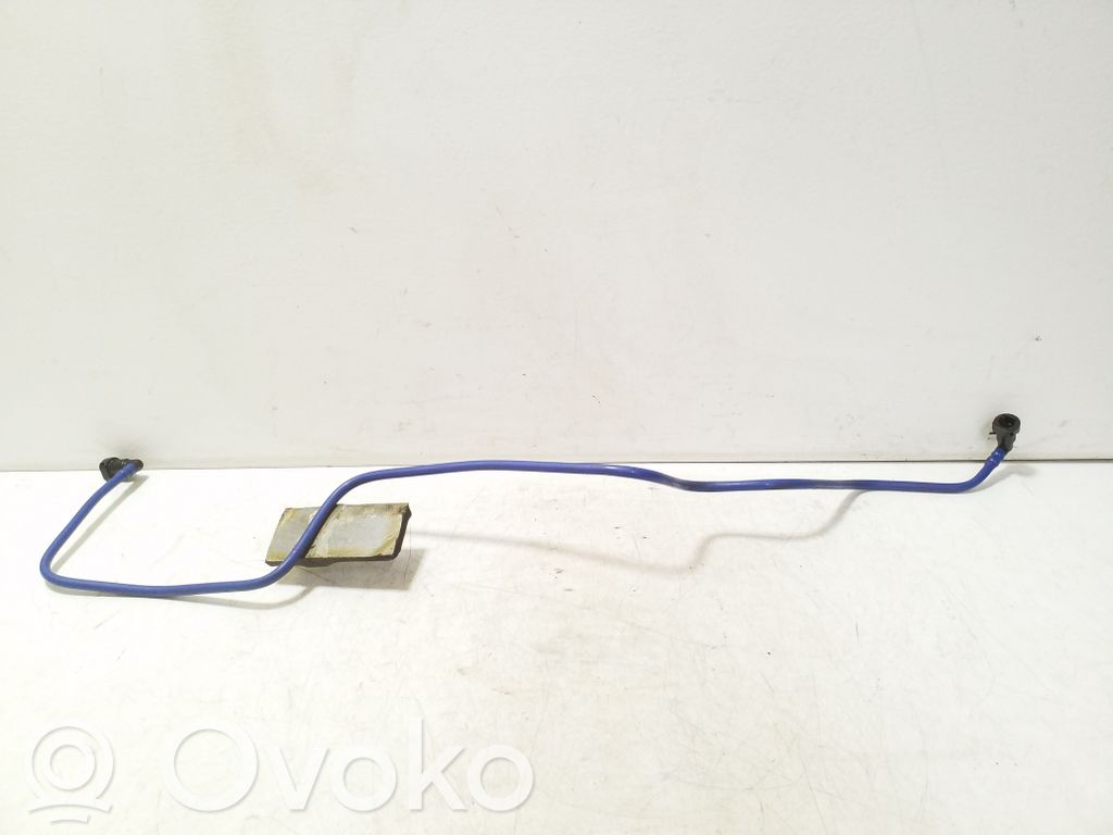 Przewód paliwa   8R0201227A