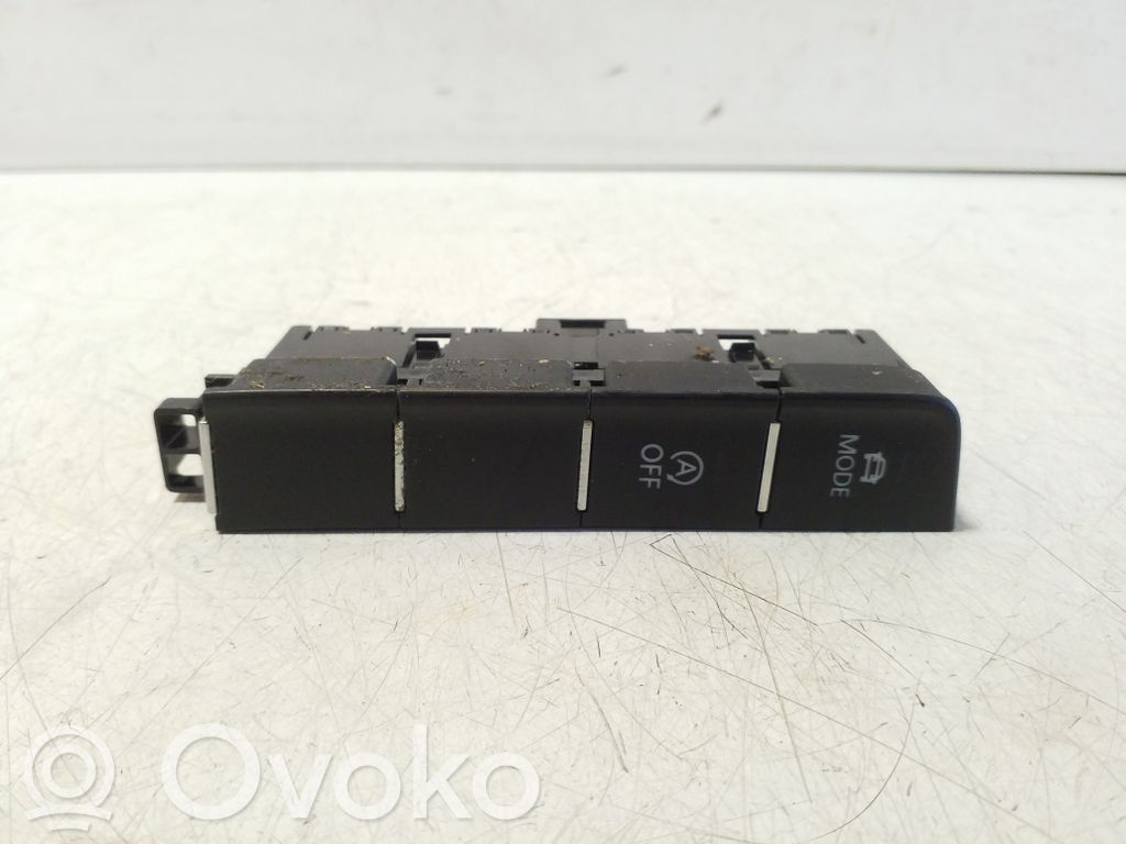 Volkswagen PASSAT B8 Otros interruptores/perillas/selectores