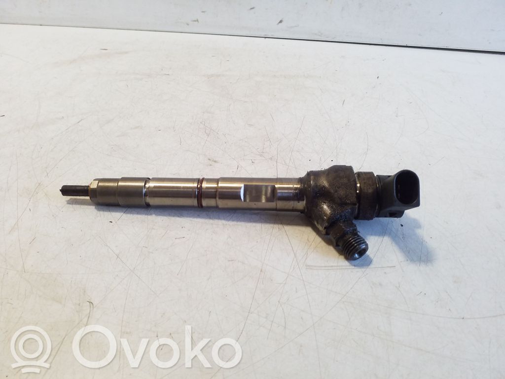 Volkswagen PASSAT B8 Injector combustibil 