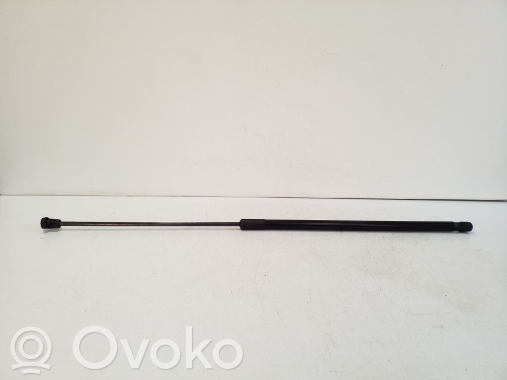 Audi Q3 8U Siłownik maski przedniej 