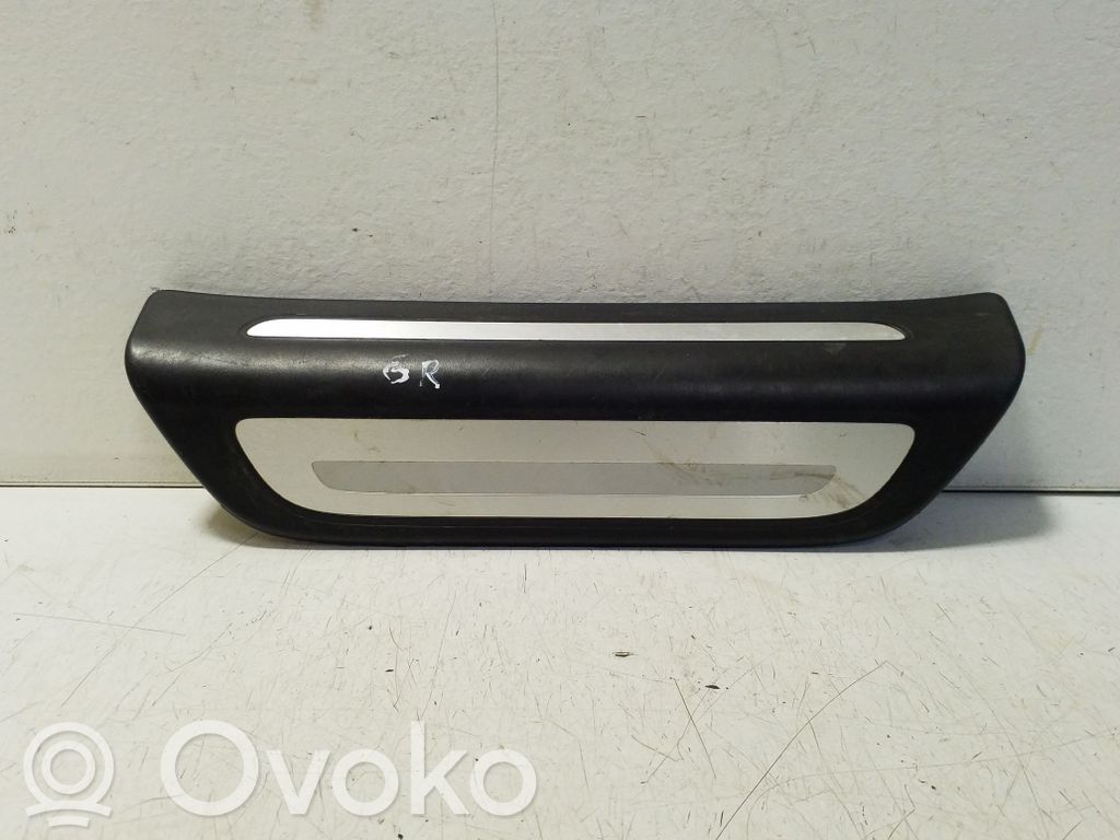Audi Q3 8U Capac prag spate 