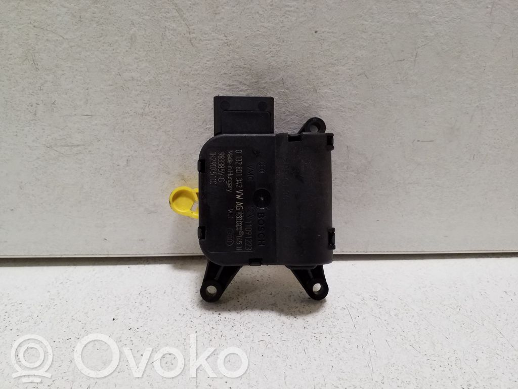 Audi Q3 8U Motor/actuator clapetă aer 