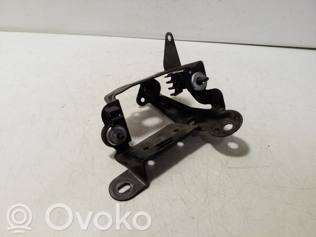 Land Rover Discovery Sport ABS pump bracket 