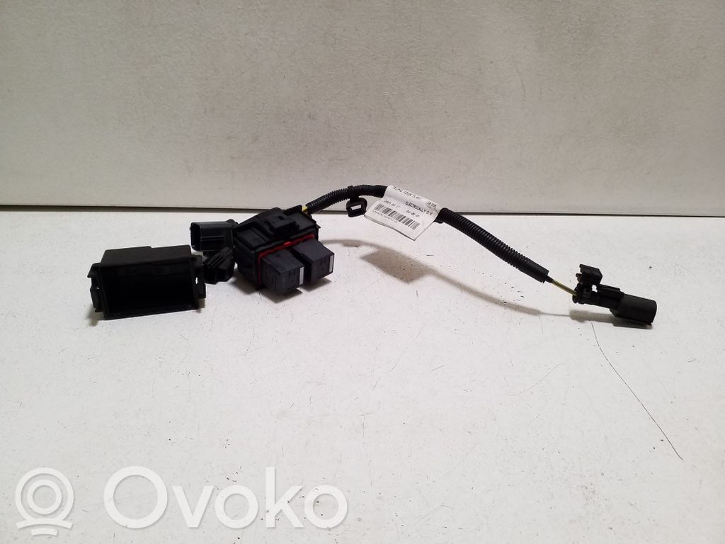 Volvo XC60 Skrzynka przekaźników 