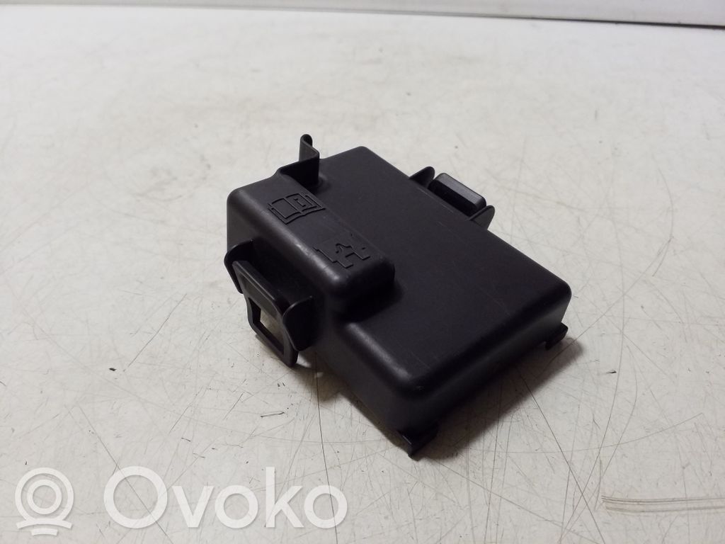 Volvo XC60 Couvercle de boîte à fusibles