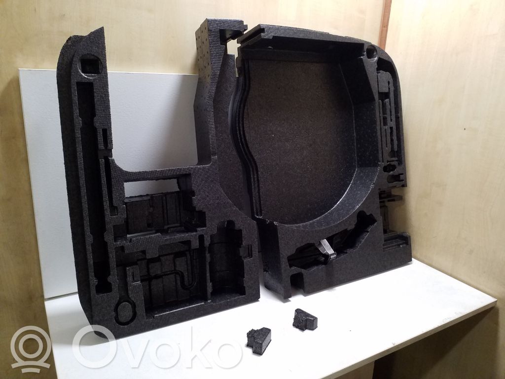 Audi TT TTS Mk2 Spare wheel section trim 