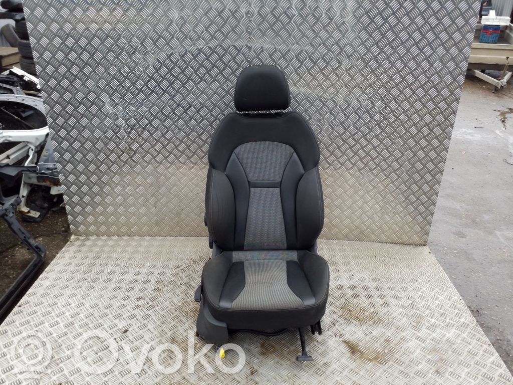 Audi A1 Front passenger seat