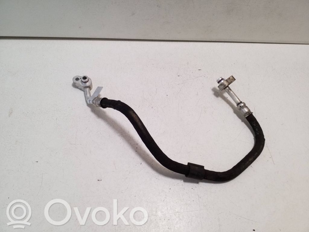 Audi A5 Ilmastointilaitteen putki (A/C) 