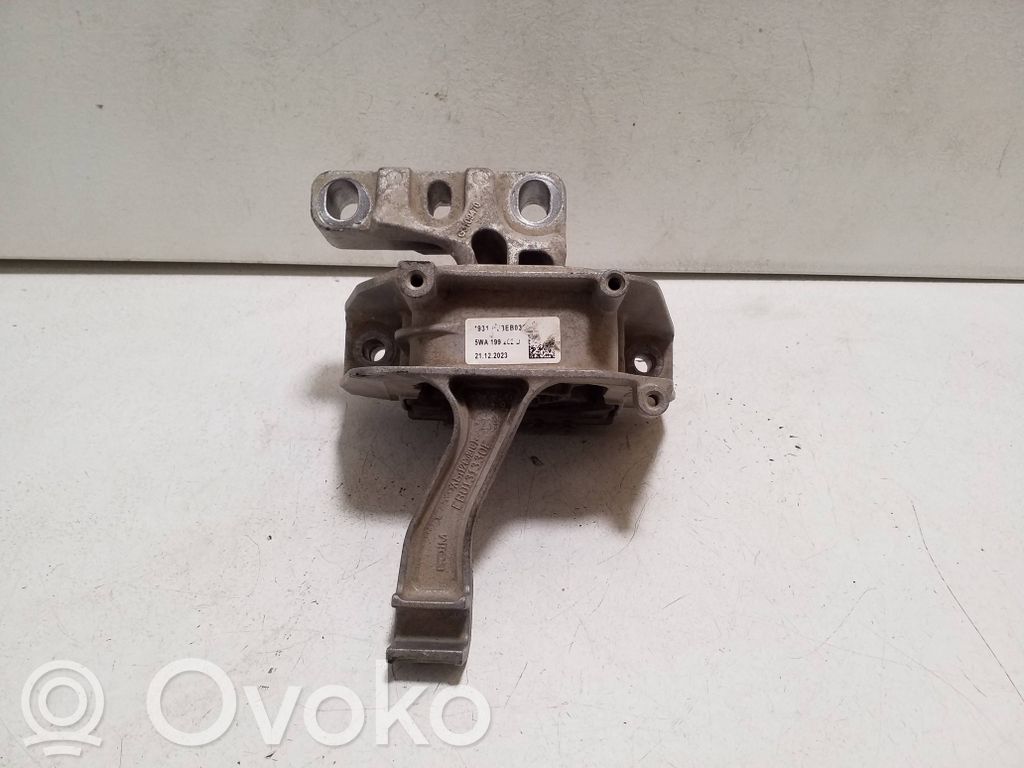 Volkswagen T-Roc Engine mount bracket 