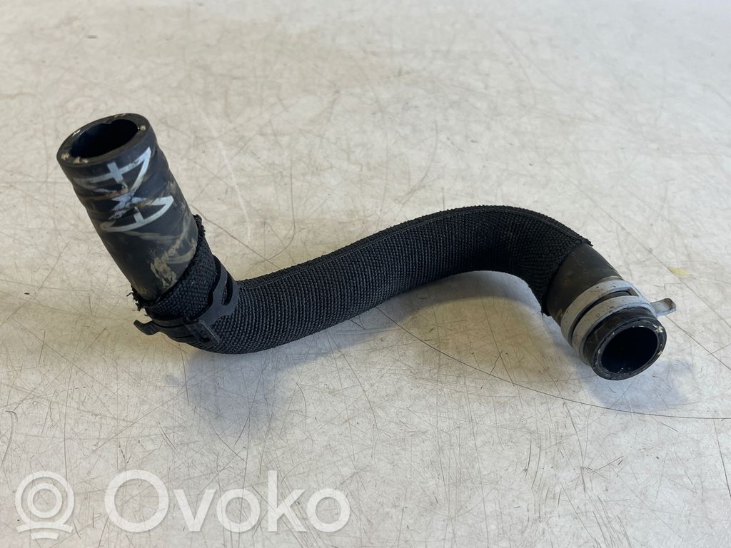 Porsche Taycan 9J1 Engine coolant pipe/hose 