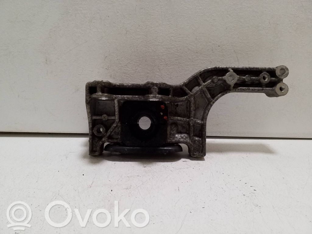 Porsche Taycan 9J1 Halterung Stabilisator vorne