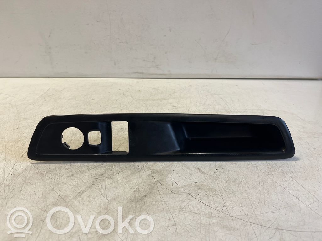 Peugeot Expert Front door window switch trim 
