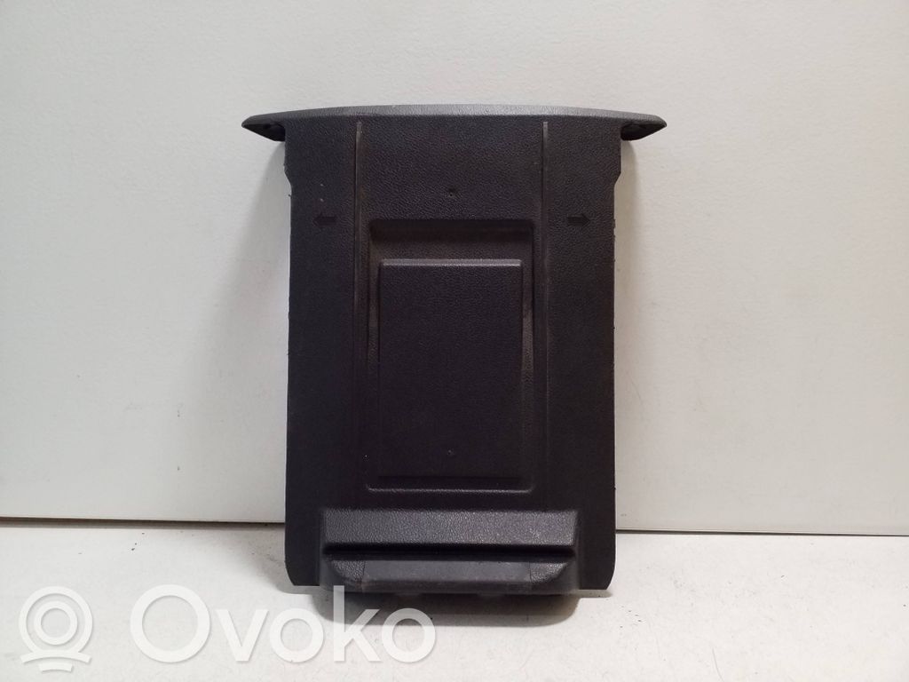 Peugeot Expert Kita salono detalė 