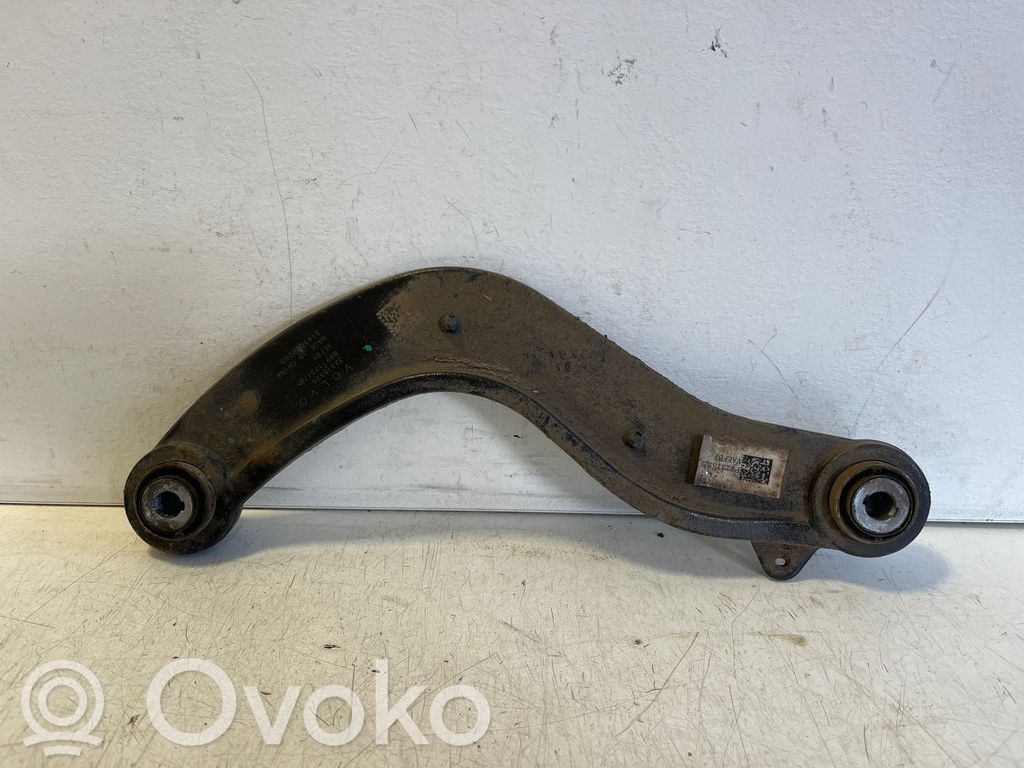Polestar 2 Querlenker hinten 