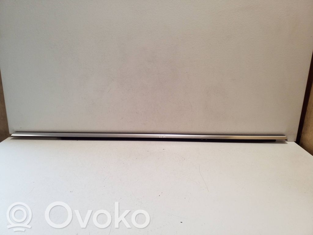 Audi Q7 4M Ornament geam ușă spate 