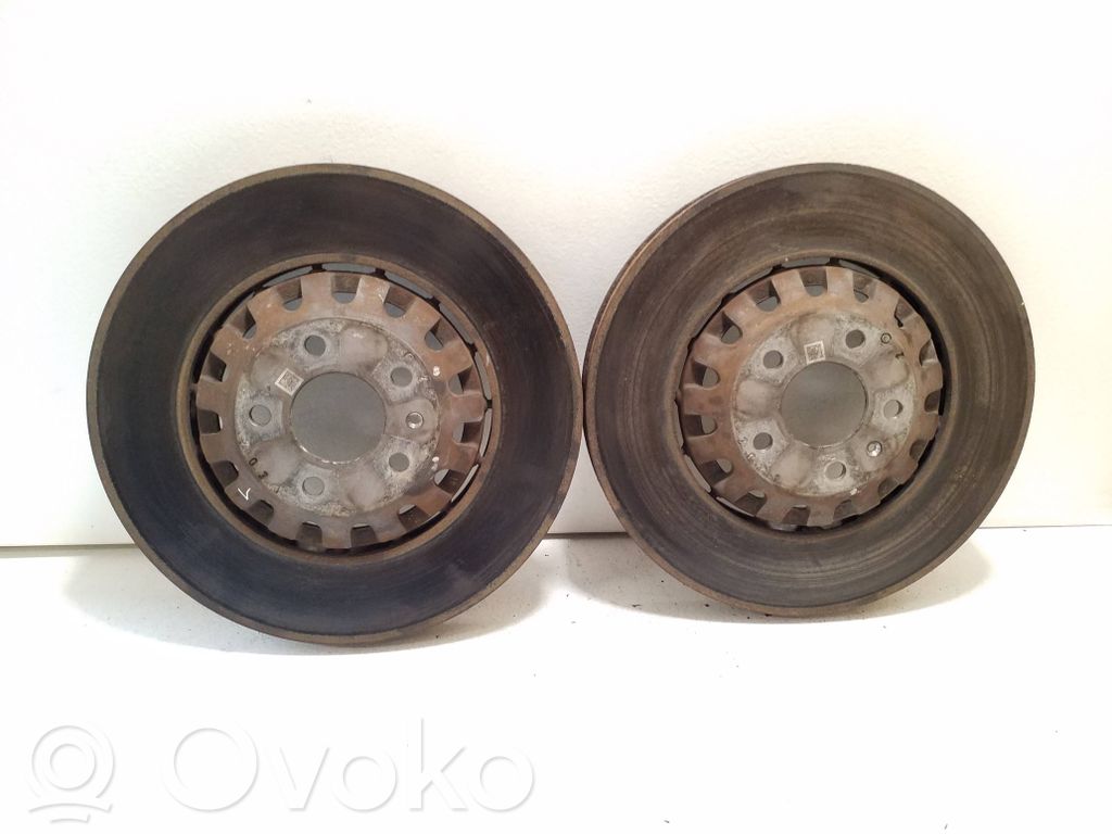 Audi Q7 4M Bremsscheibe vorne 