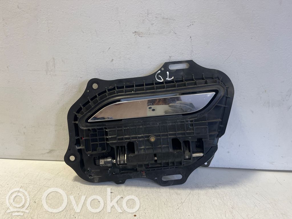 Tesla Model S Manecilla externa puerta delantera 