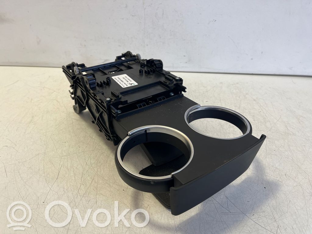 Tesla Model S Portavasos delantero 