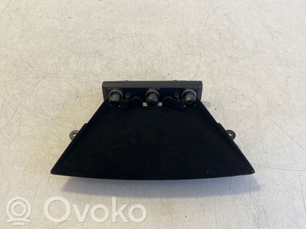 Tesla Model S Vējstikla kamera 