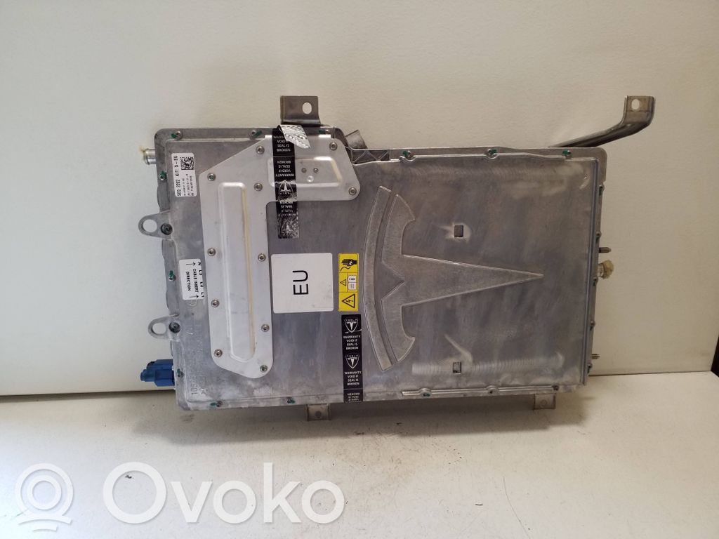 Tesla Model S Cargador de batería (opcional) 