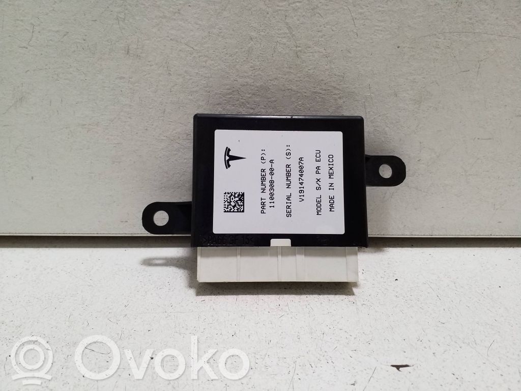 Tesla Model S Unidad de control/módulo PDC de aparcamiento 