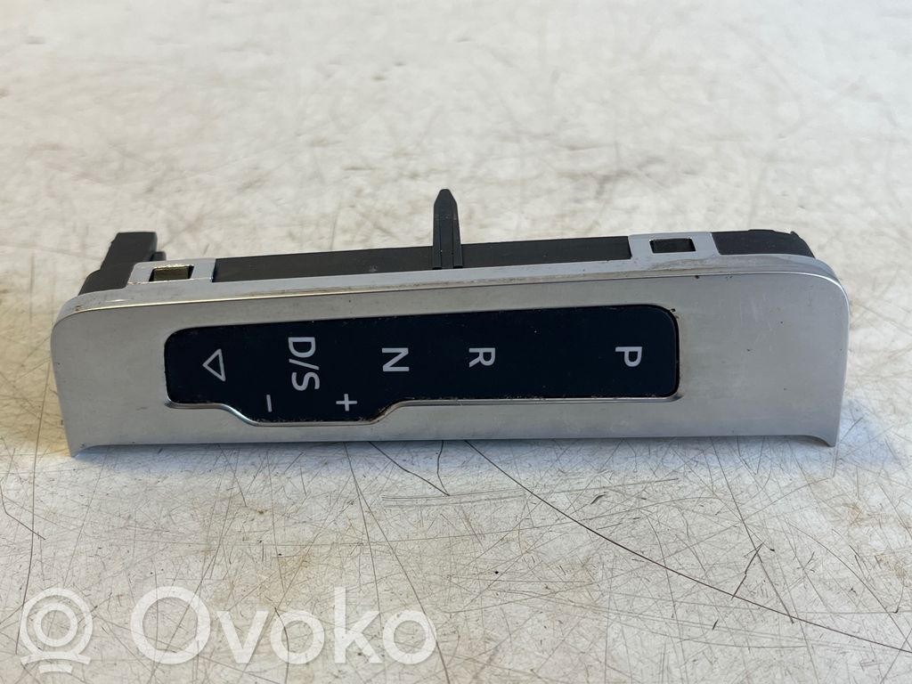Audi A3 S3 8V Indicator schimbare viteze 
