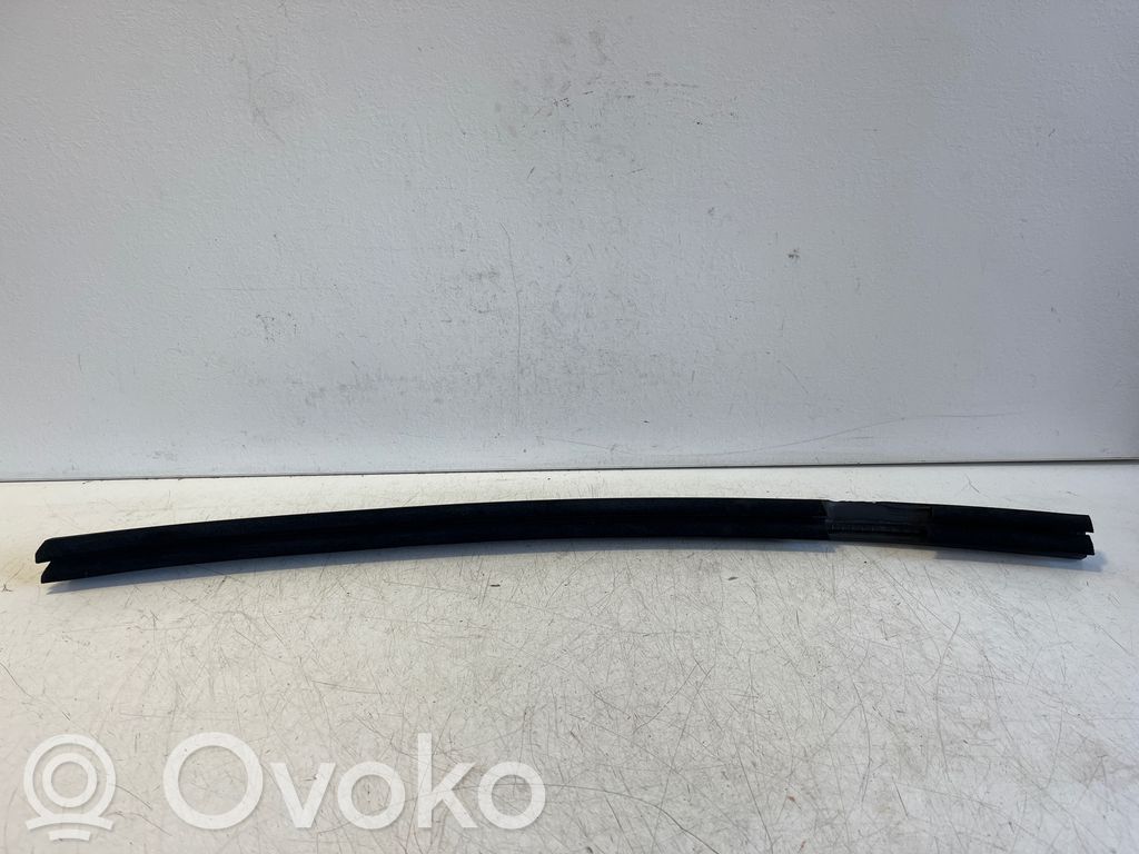 Audi Q2 - Ornament geam ușă spate 