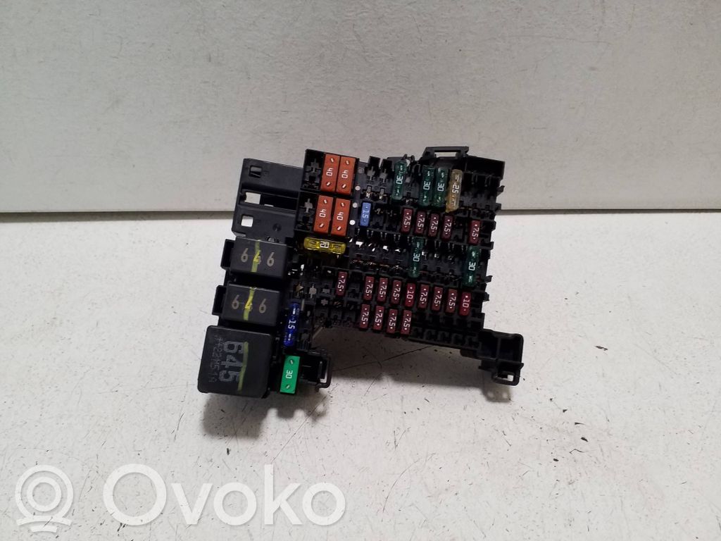 Módulo de fusible   5WA937615