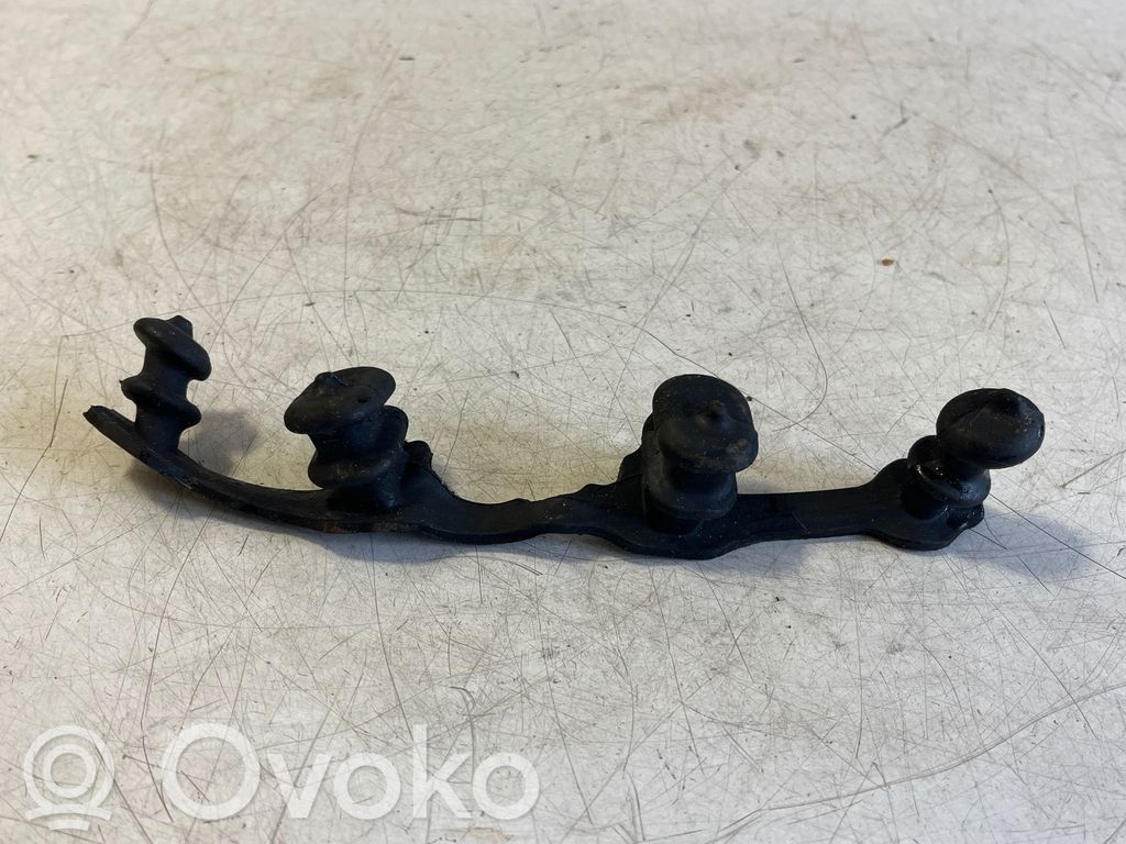 Porsche Cayenne (92A) Altra parte del vano motore 