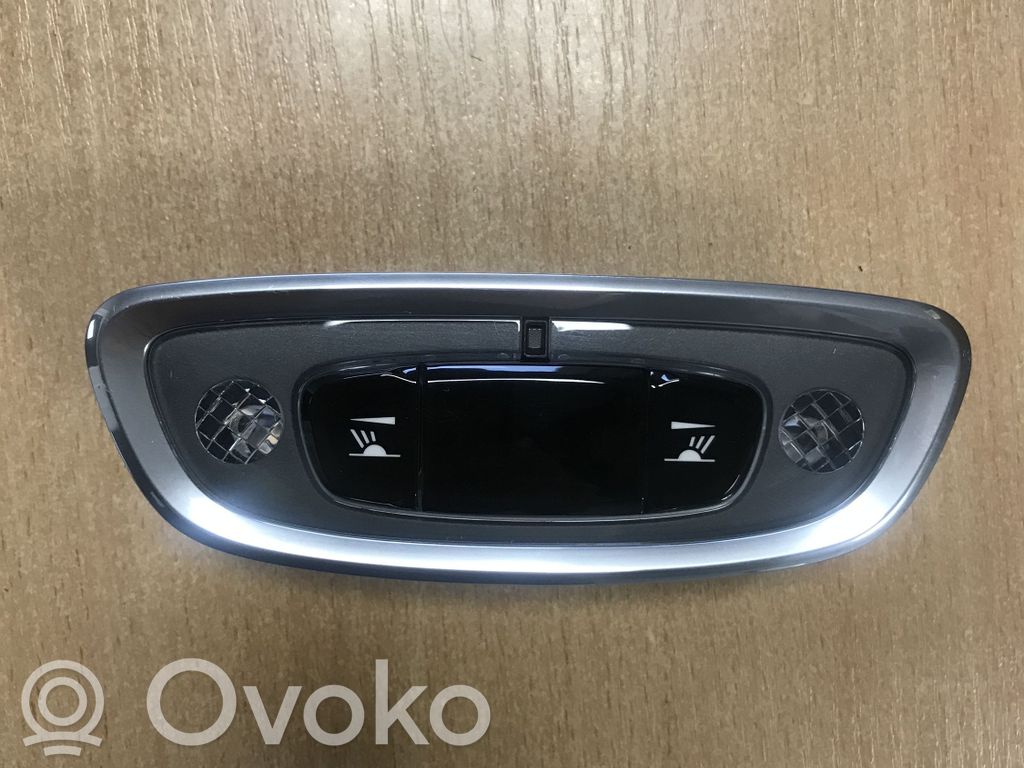 Volvo XC90 Luz del asiento trasero 