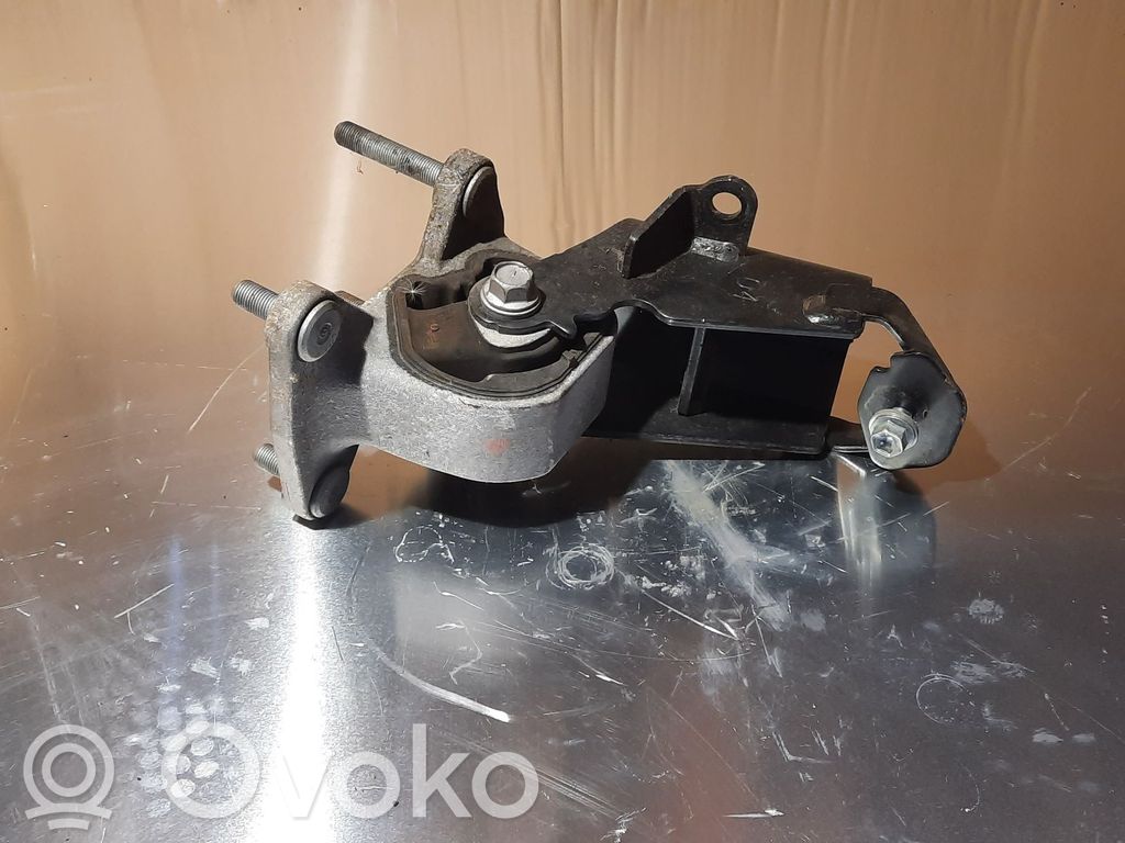 Lexus RX 450H Engine mount bracket 