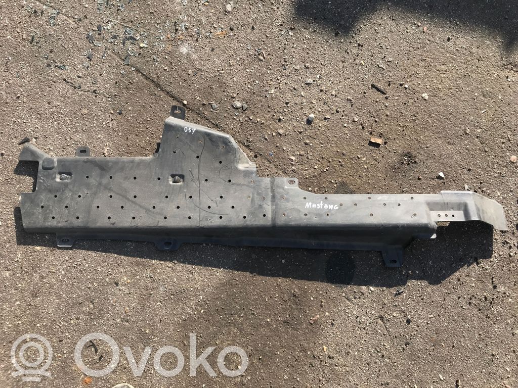 Osłona środkowa podwozia   FR3C9E313AC