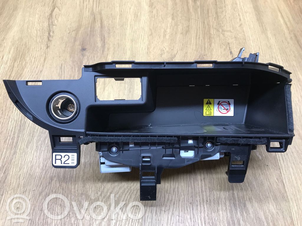 Lexus RX 450H Wireless charging module 