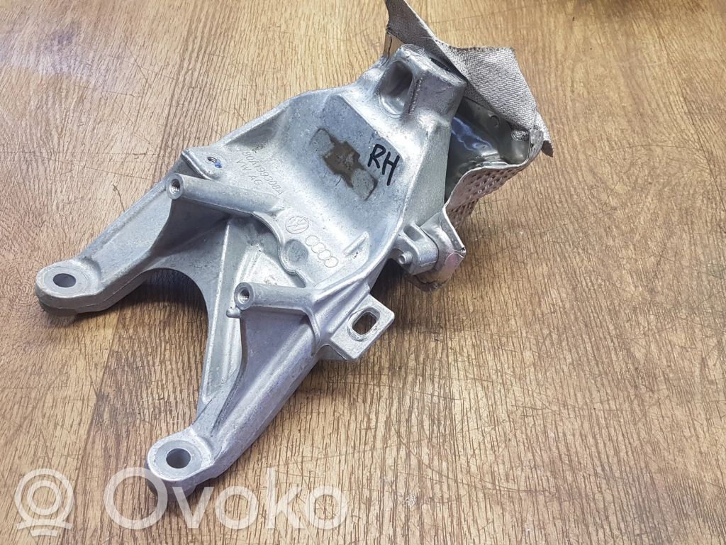 Audi Q5 SQ5 FY Engine mounting bracket 