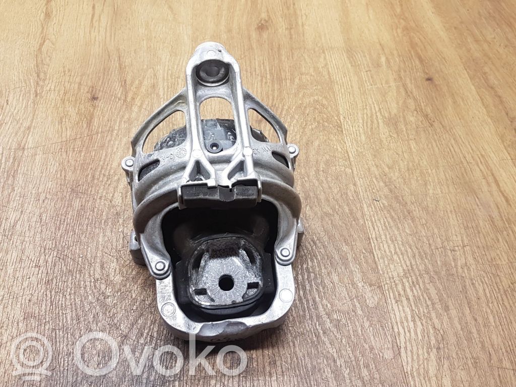 Audi Q5 SQ5 FY Engine mount bracket 