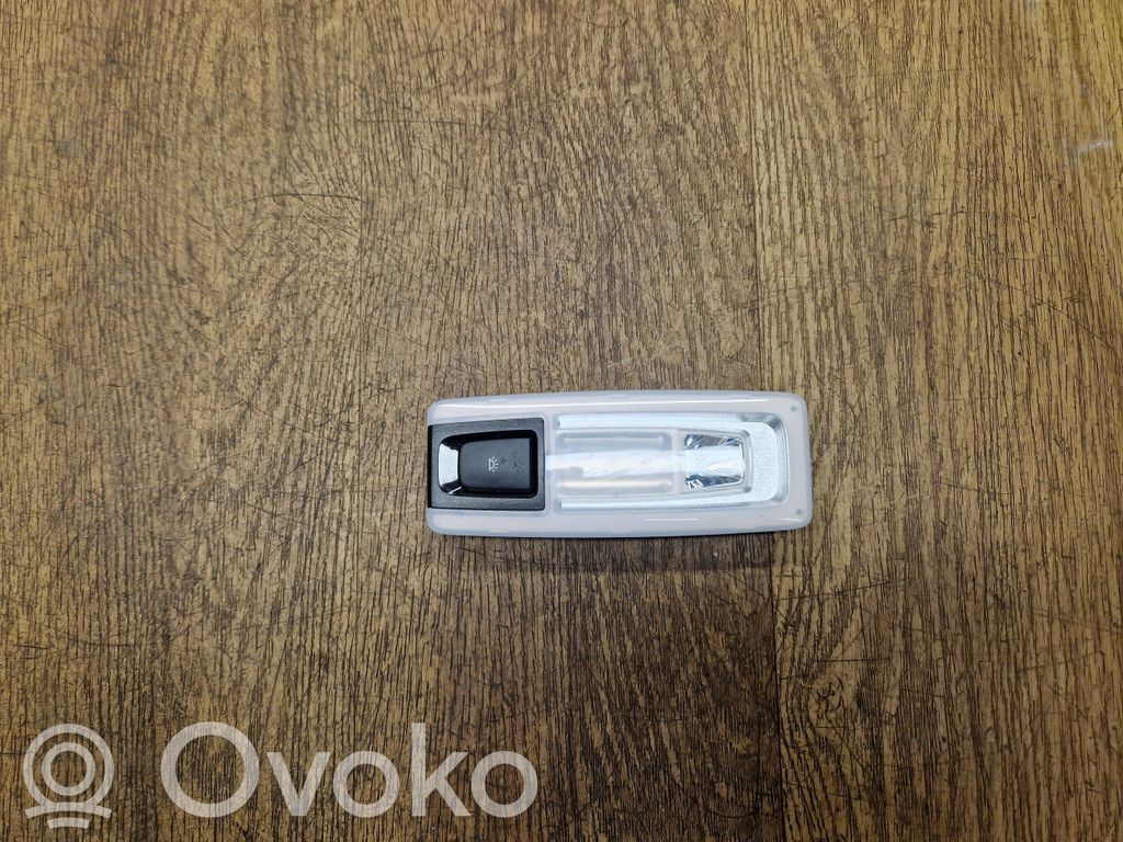 BMW X5 F15 Lampka podsufitki tylna 