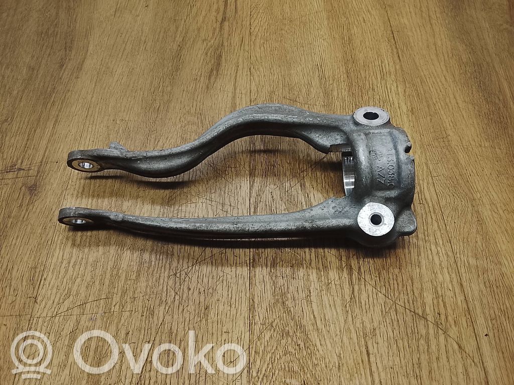 Porsche Macan (95B) Mocowanie / Wspornik dolny amortyzatora osi przedniej 