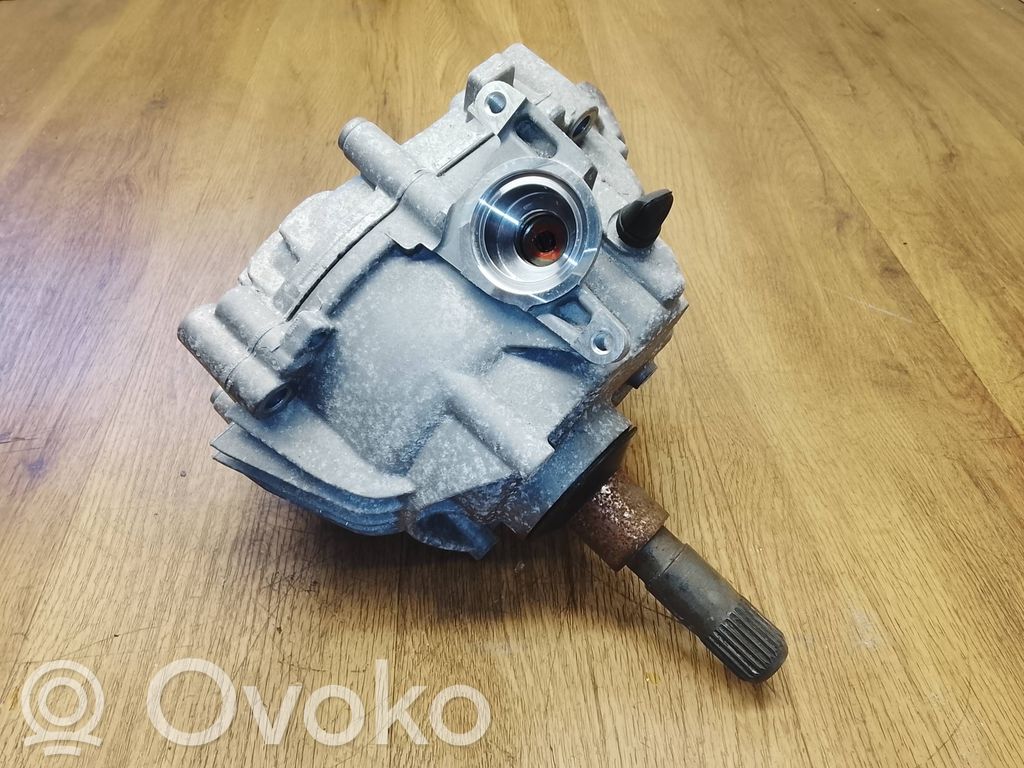 Skrzynia rozdzielcza / Reduktor   95B341010T