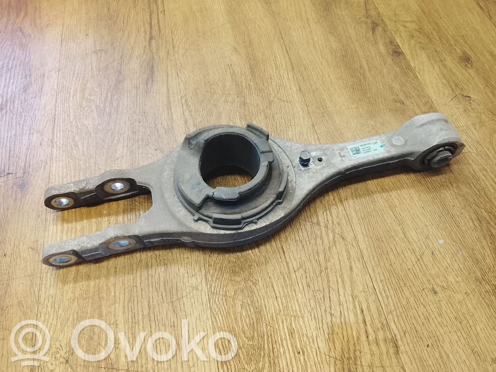 KIA EV6 Querlenker Achsschenkel hinten 