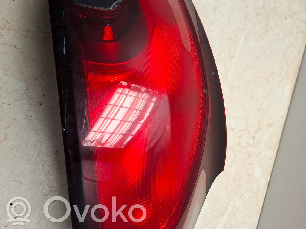 Opel Zafira C Lampa tylna 