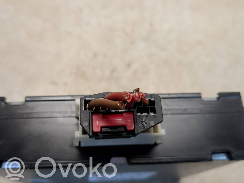 Engine control unit/module   1K0919041,8ES01015300,0144957824
