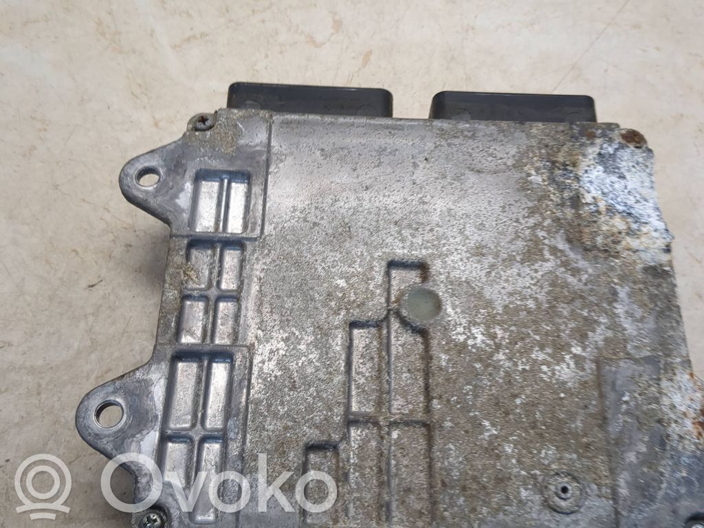 Mitsubishi Colt Engine control unit/module 