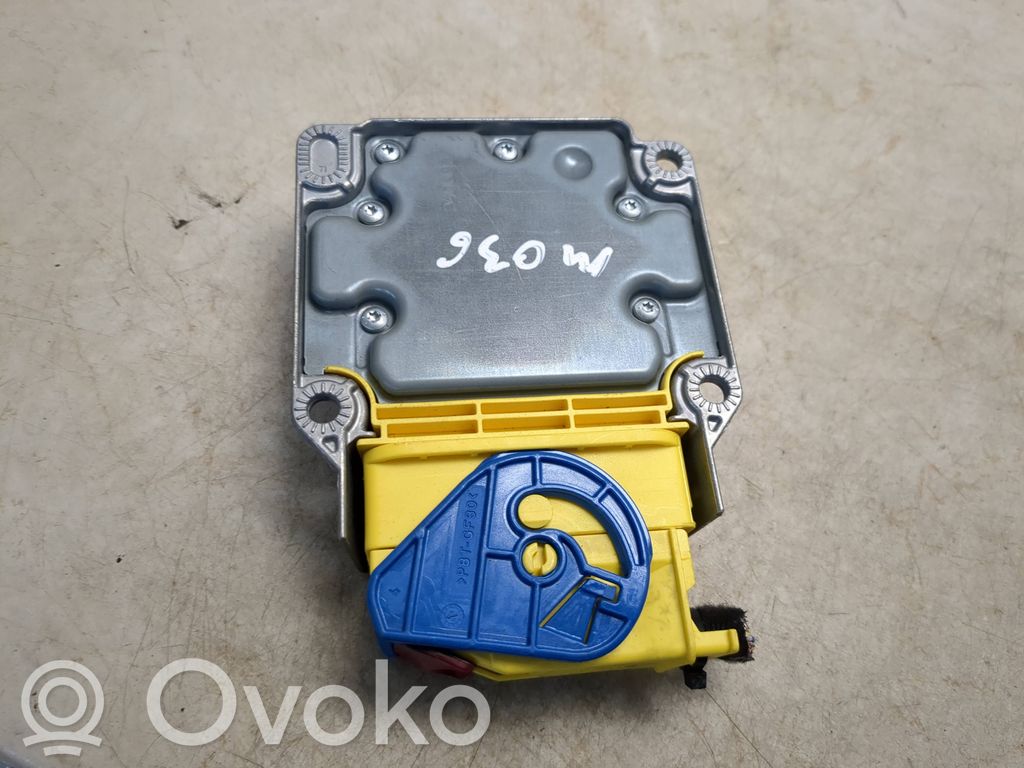 Audi A3 S3 8P Airbag control unit/module 