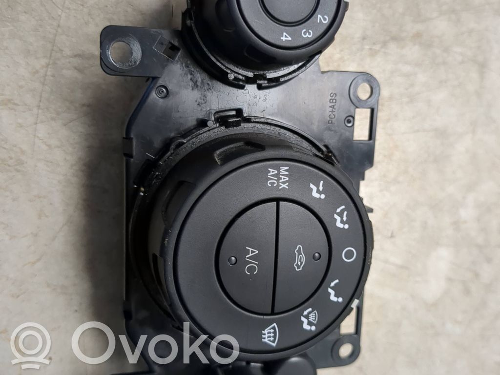 Ford Ecosport Climate control unit 